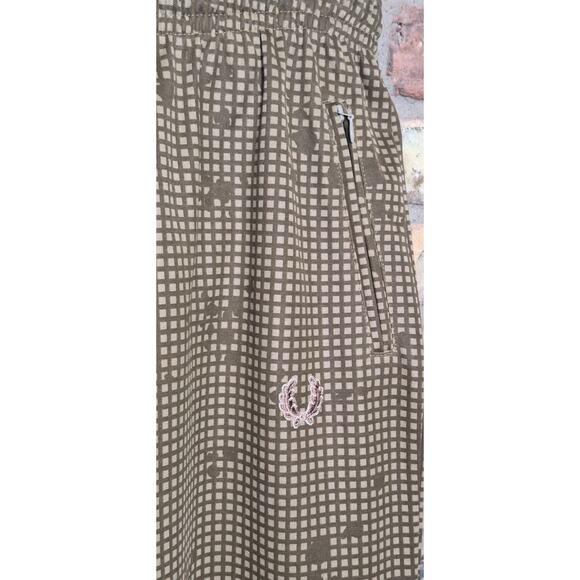 Fred Perry Track Pants Sz M- Tropical Camo- Vintage- Never Worn nwot - Picture 2 of 8